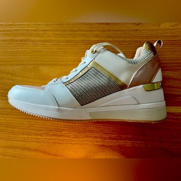 Michael Kors heeled sparkly sneaker “Georgie” - Picture 1 of 9